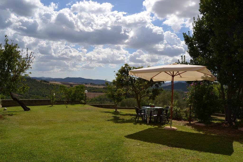 Agriturismo Marruchetone Vecchio Манчиано Экстерьер фото